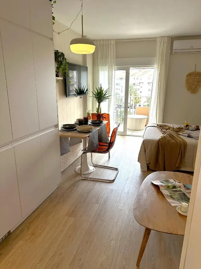 Minerva Estudio Suite White Jasmine, Beach And Pool Benalmadena